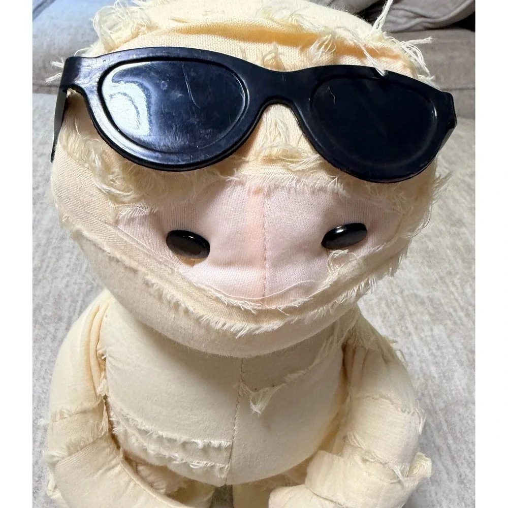 Gemmy Twerking Mummy Halloween Animated Decor Sunglasses 13